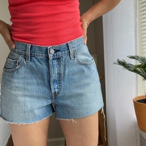 Levi’s 501 Cut Off Shorts